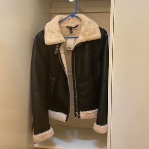 Vintage H&M women’s leather Sherpa coat size small, NWT!